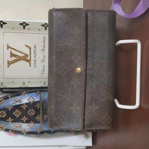 Louis Vuitton Monogram wallet Sarah